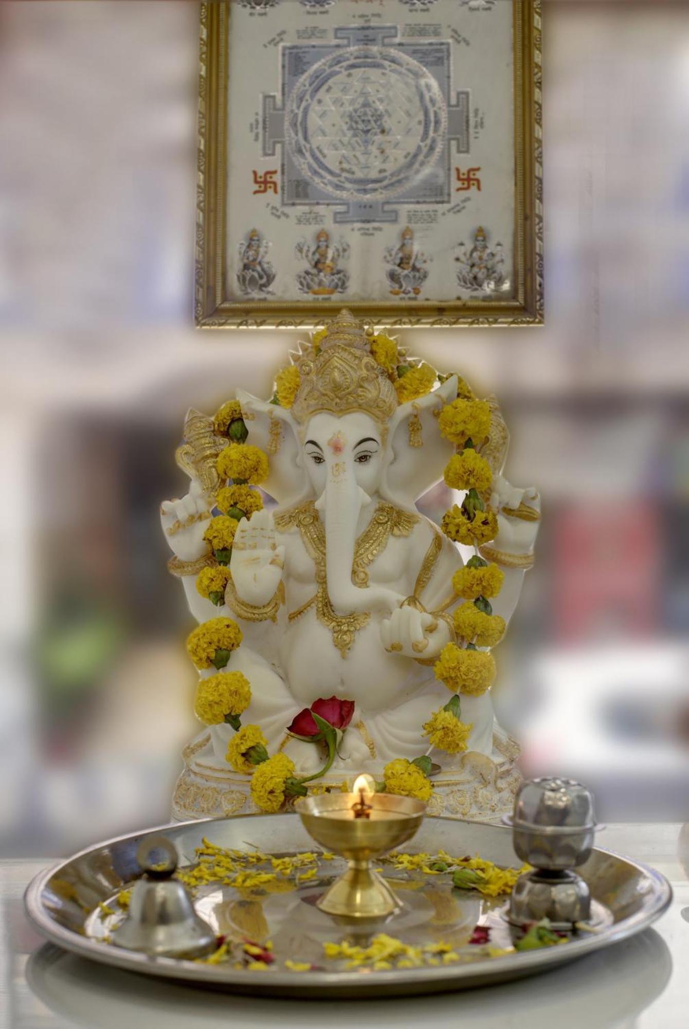 Rahul Palace By Golden Tree Near Metro Station And Ajmal Khan Market Új-Delhi Kültér fotó